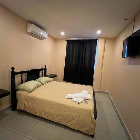 La Cubana Hotel & Suites Colon Zewnętrze zdjęcie